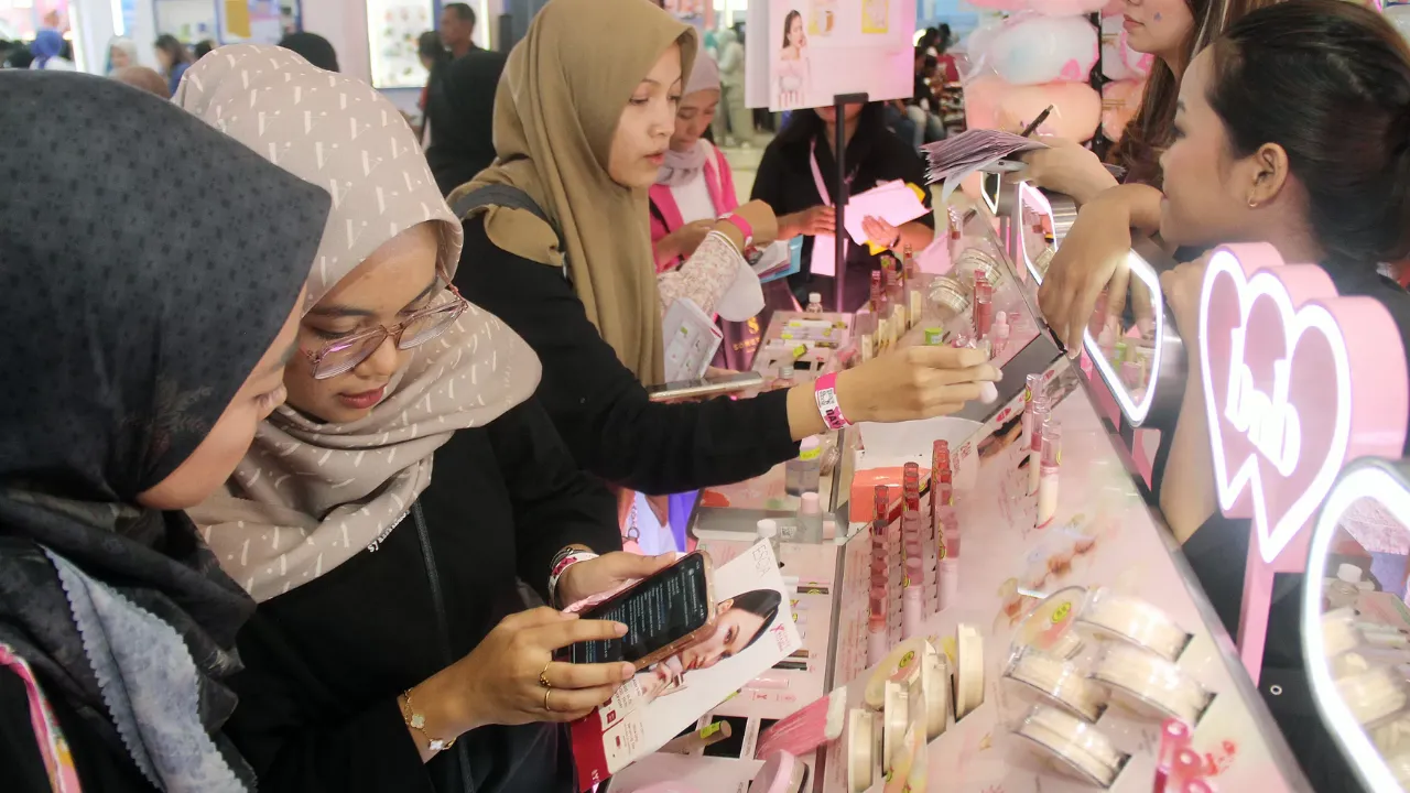 Wow! Pasar Produk Kosmetik Lokal Melejit Hingga Rp 140 Triliun Setiap Tahun